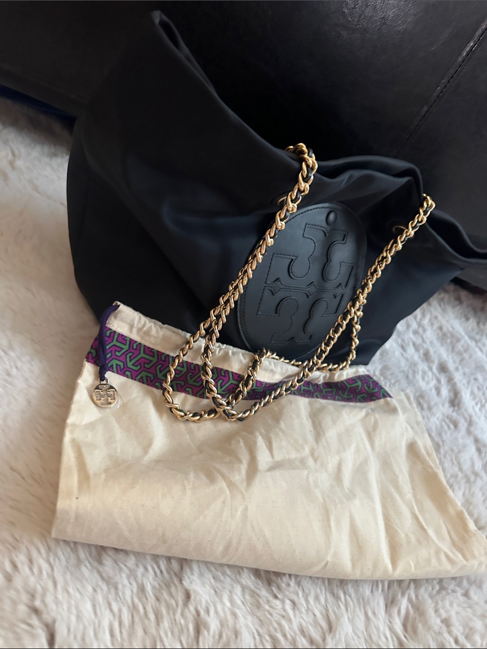Tory Burch Black Shoulder Bag with Gold Chain Strap